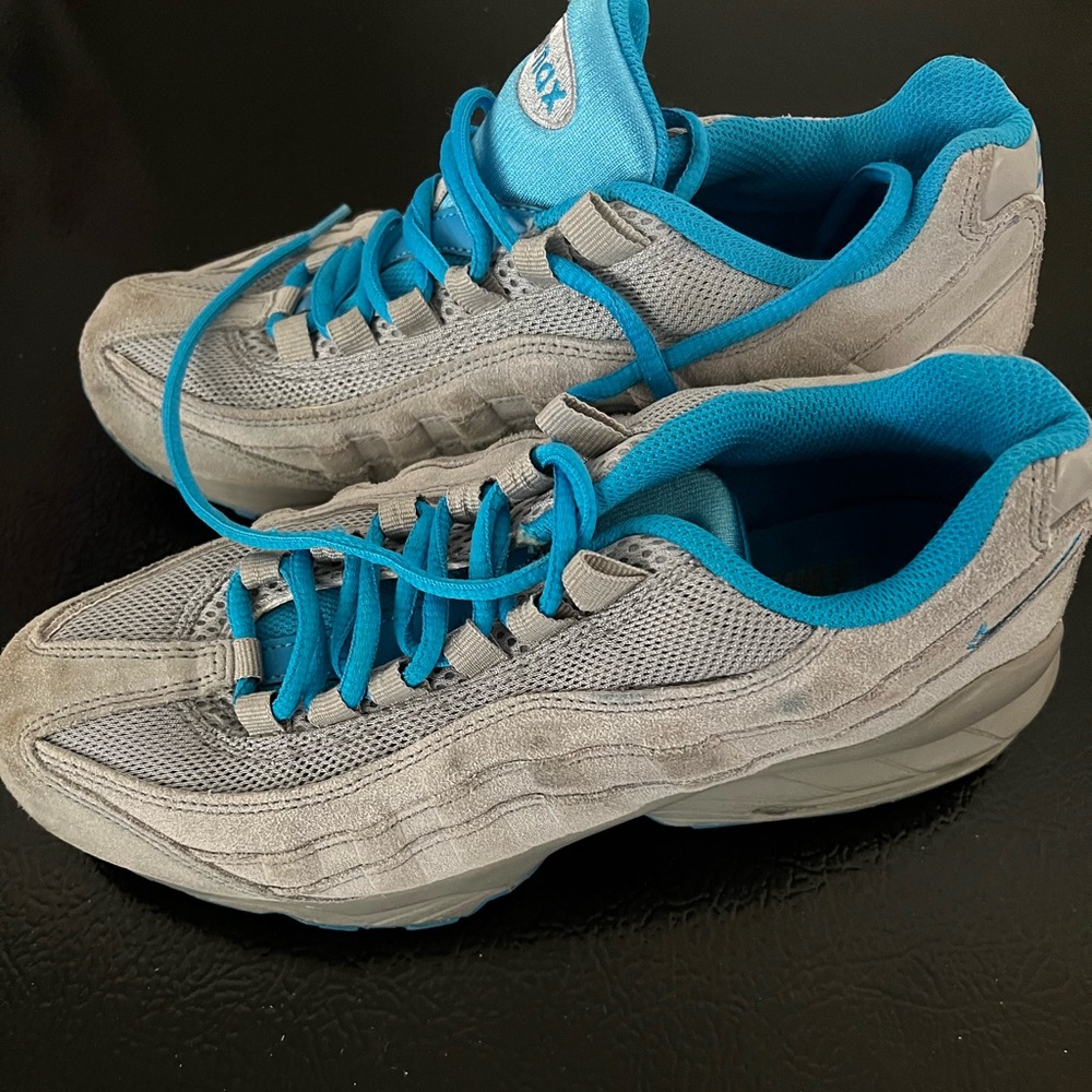 Nike Teal and Gray Kids Size 7